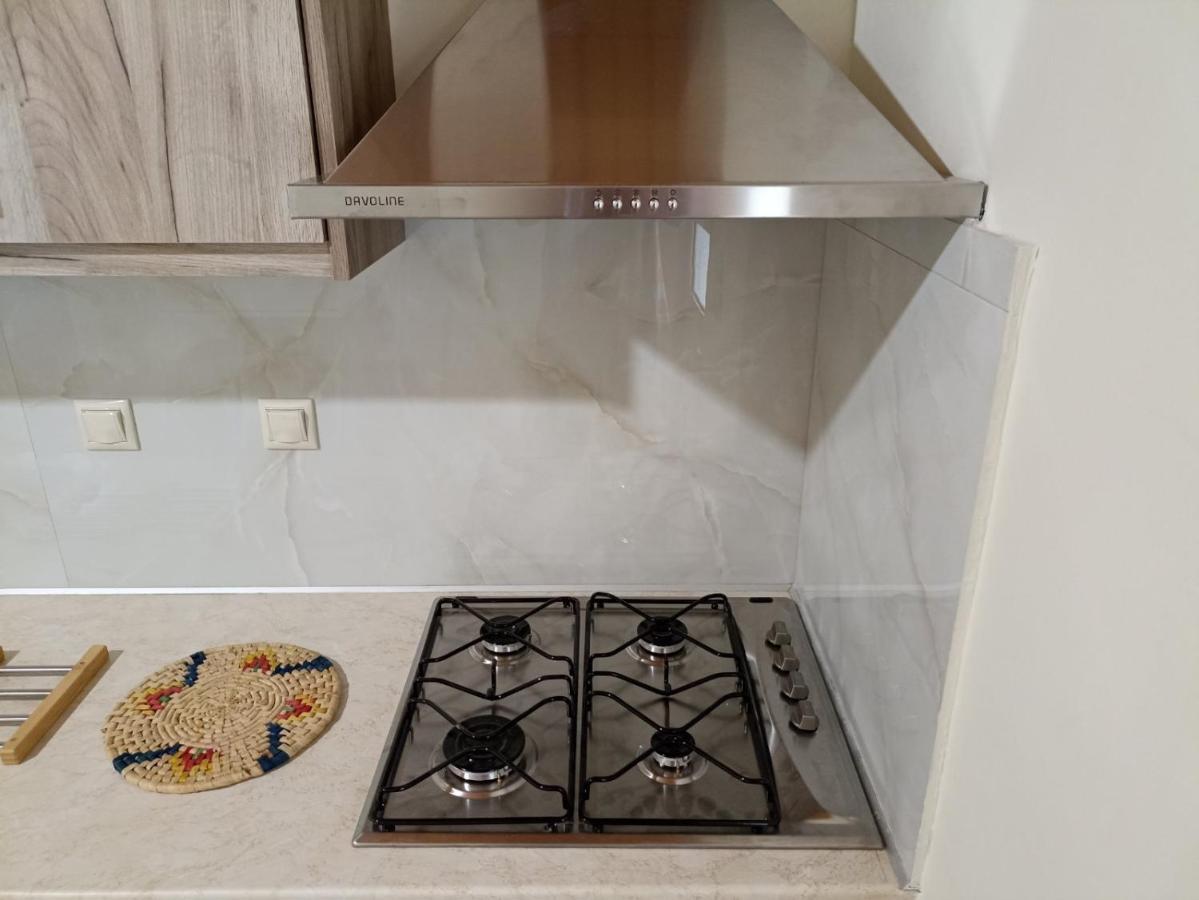 Palm-Tree Apartman Arkúdi Kültér fotó