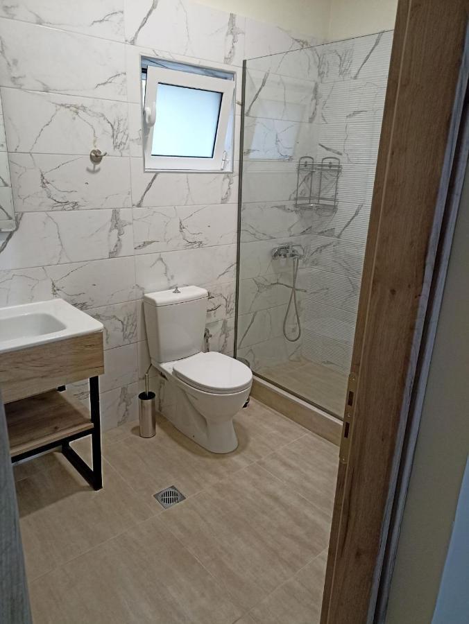 Palm-Tree Apartman Arkúdi Kültér fotó
