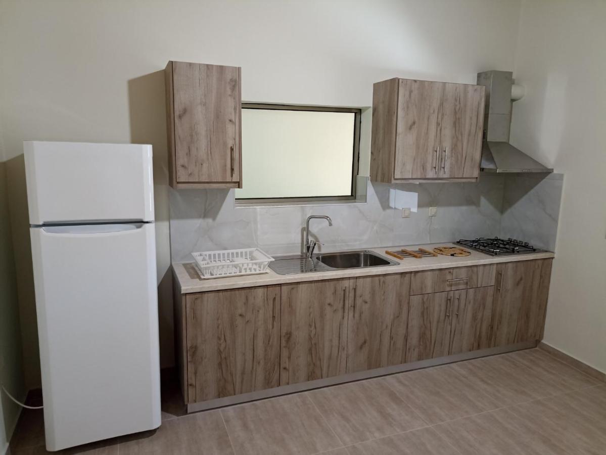 Palm-Tree Apartman Arkúdi Kültér fotó